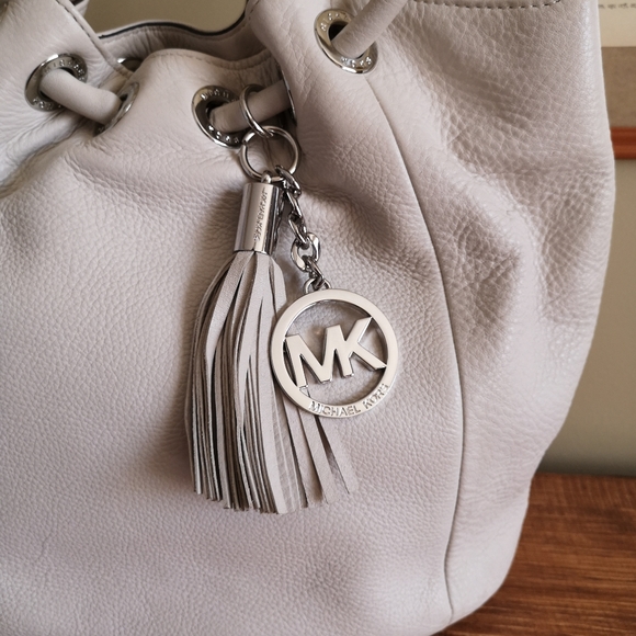 Mk Ring Tote - Picture 2 of 6